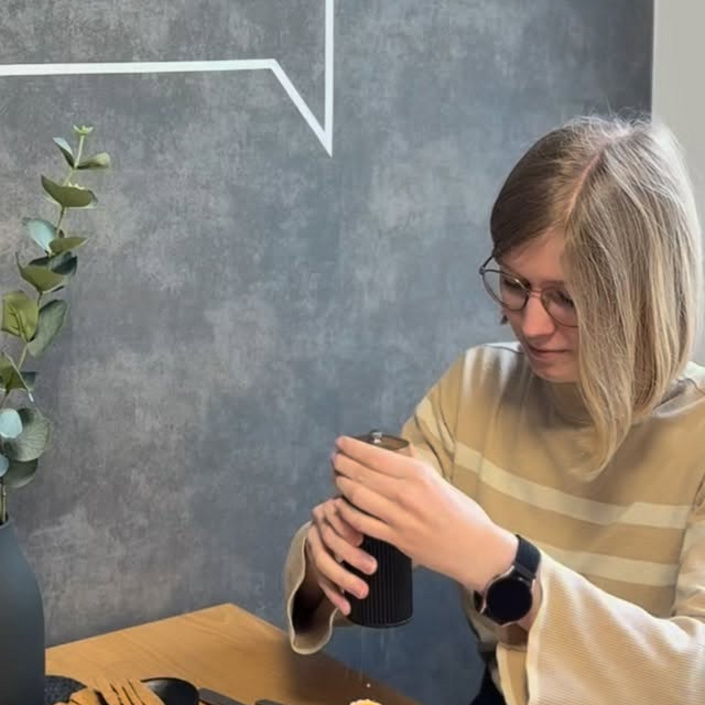 Eierschalensollbruchstellenverursacher 🥚
Schon mal davon gehört? Nein? Wir zuerst auch nicht… bis wir ihn ausprobiert... Eierschalensollbruchstellenverursacher 🥚
Schon mal davon gehört? Nein? Wir zuerst auch nicht… bis wir ihn ausprobiert...